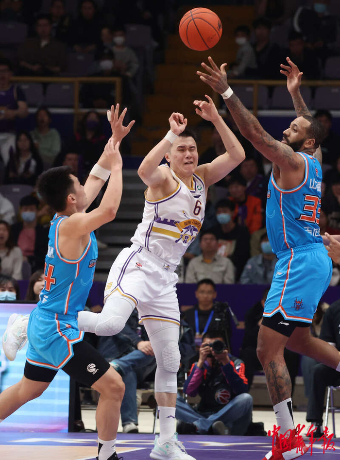 s15全球总决赛-关于山东男篮清晨门线救险，志在CBA季后赛名次提升，话题不断，赛季目标并未改变的信息