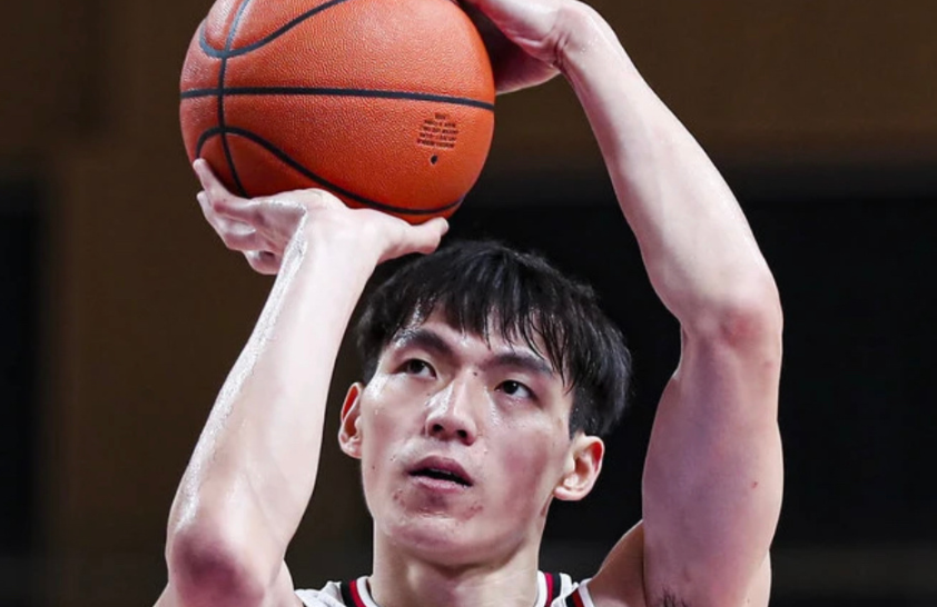 风云突变！托特纳姆今夜迎来里程碑；CBA季后赛版图或变；更衣室稳定；球探报告显示潜力的简单介绍