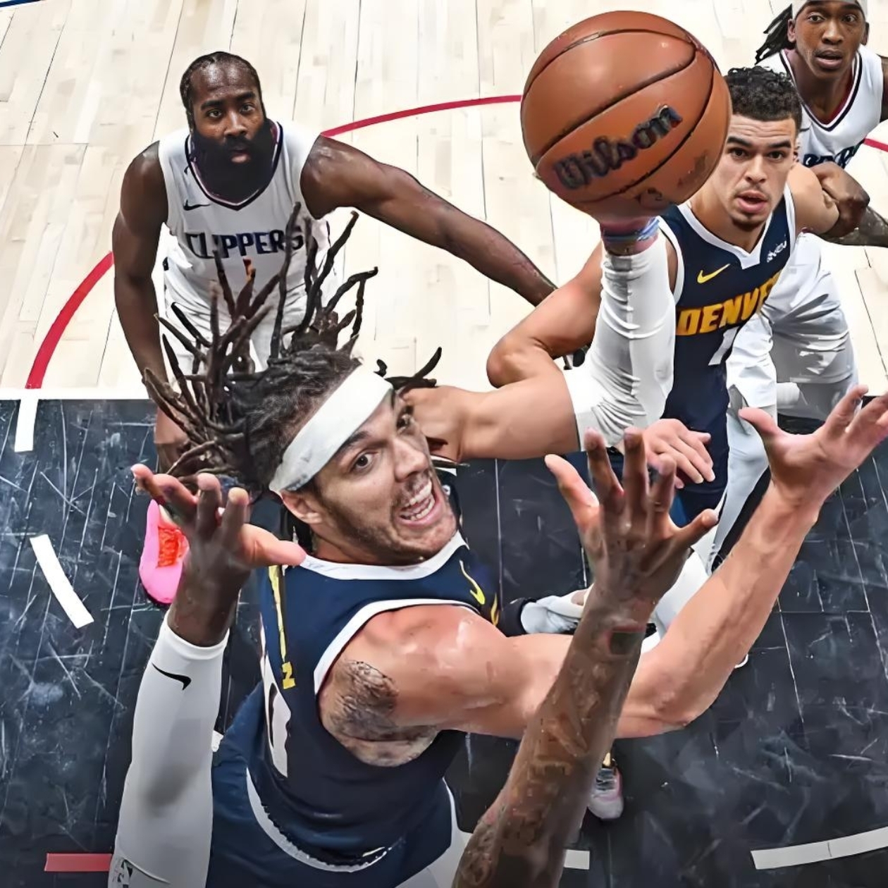 s15全球总决赛-转折点！尼斯止住颓势，NBA总决赛集结日攻防权衡，引发热议，身体对抗强度拉满的简单介绍